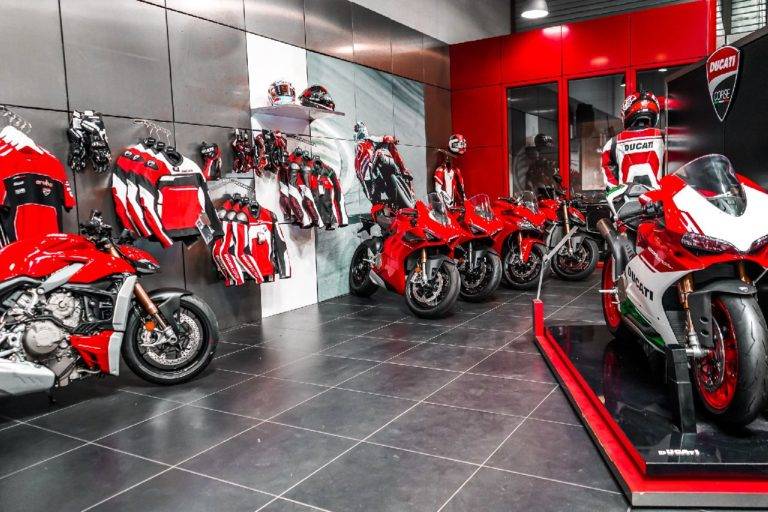 Accessoires et vêtements Ducati Lyon